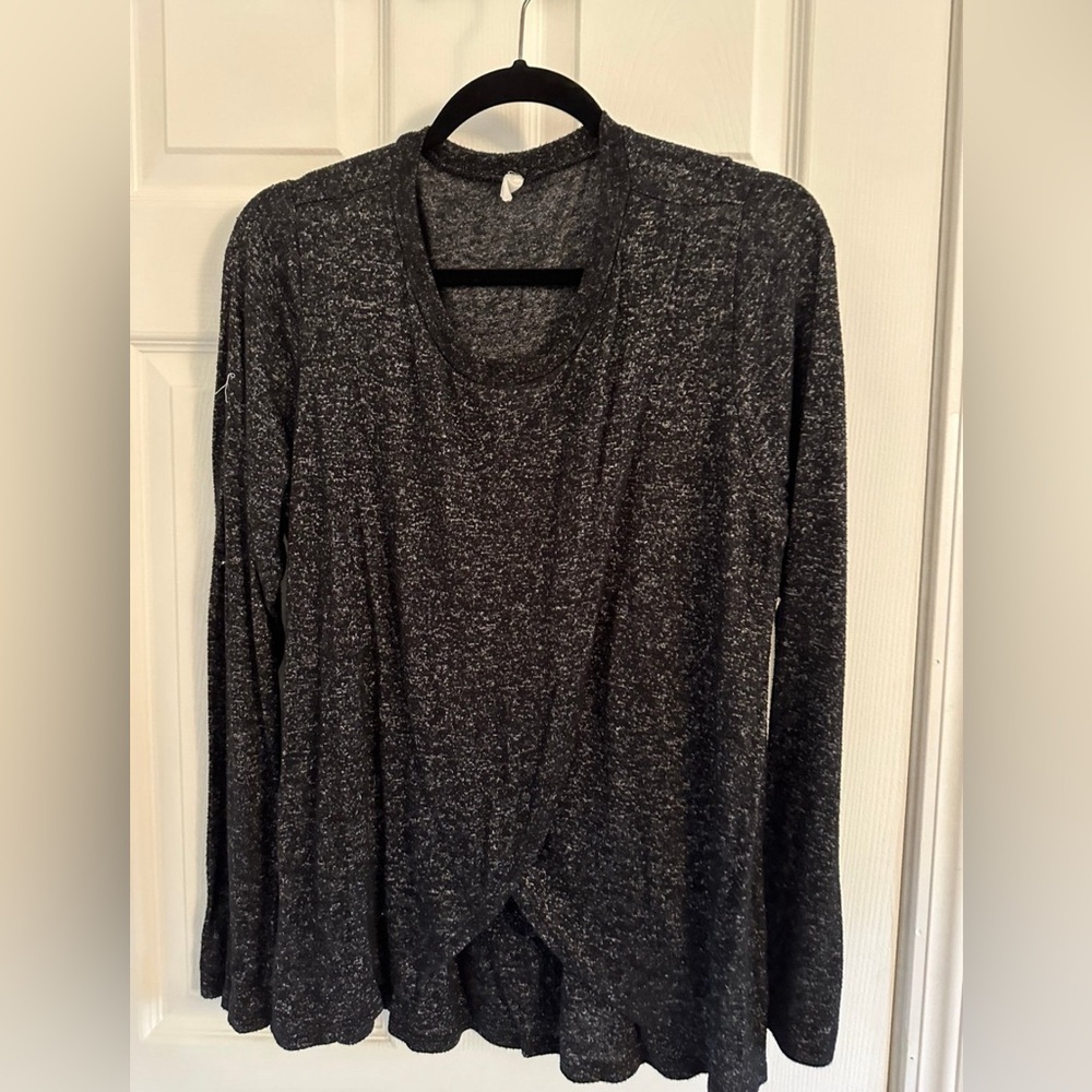 Pink Blush brand maternity and nursing friendly long sleeve shirt